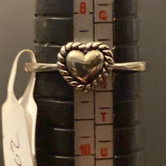 925 Sterling silver heart ring Valentine’s Day size 9 - Picture 2 of 3